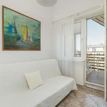 Plac Neptuna Bright With Balcony By Renters