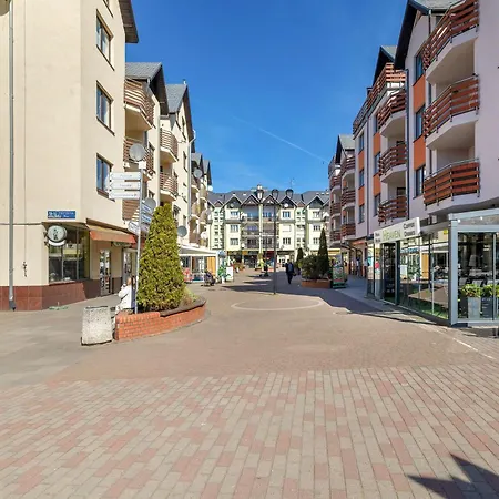 Appartement Plac Neptuna Bright With Balcony By Renters