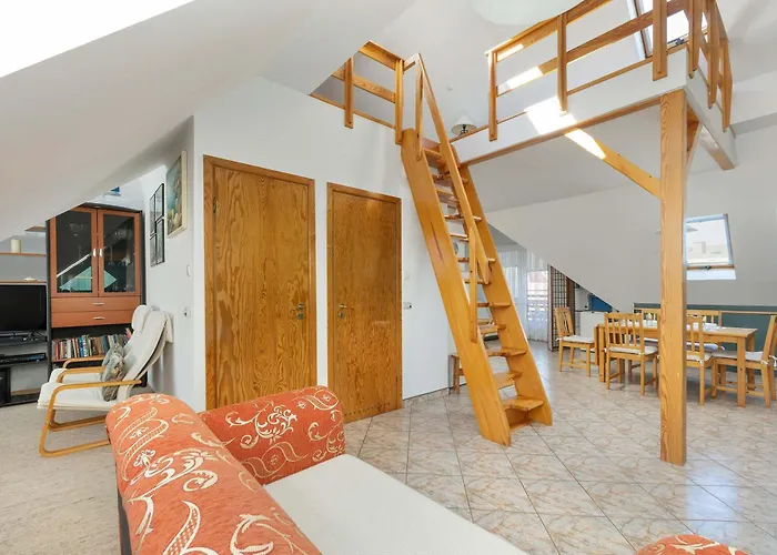 Plac Neptuna Bright With Balcony By Renters Apartment Miedzyzdroje